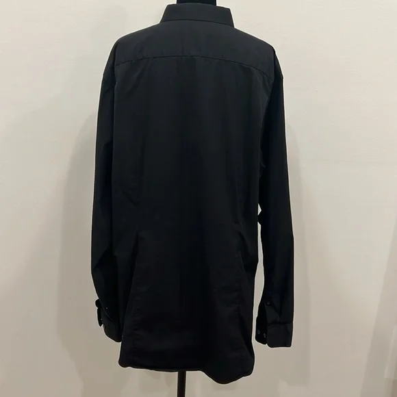 Vince Long-Sleeve Slim Button-Front Shirt - Picture 9 of 15